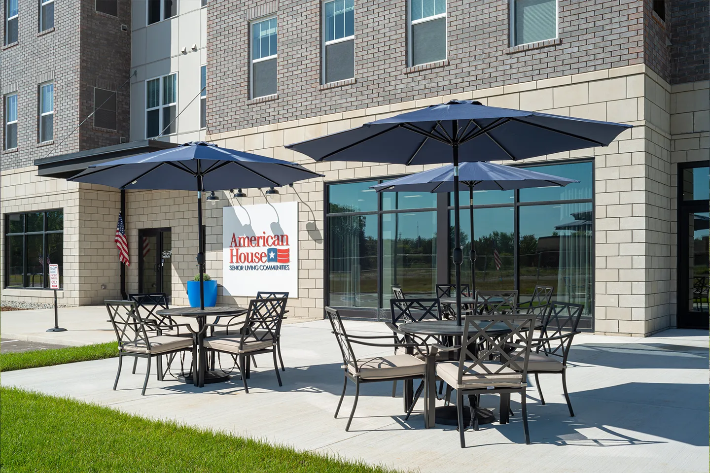 Front Terrace at American House Meridian Senior Living Community